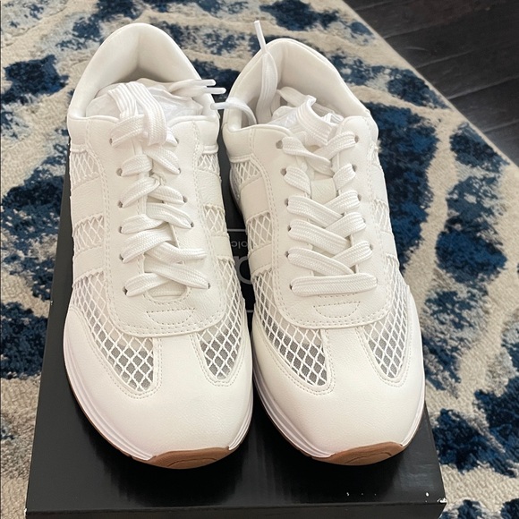 DV Jinja White Mesh Sneakers - Picture 2 of 5